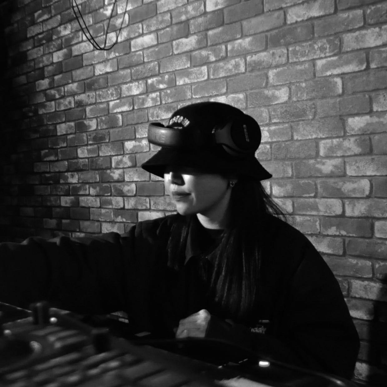 DJ 773